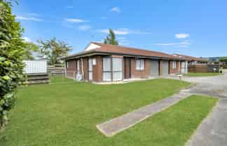 984H Tremaine Avenue, Roslyn