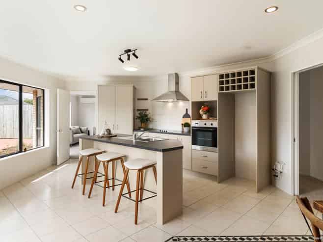 13 Ernest Shackleton Drive, Waiuku