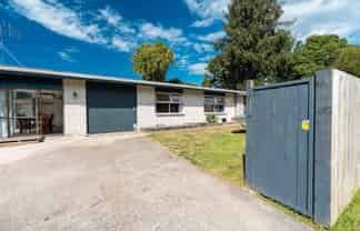 1 Awanui Place, Welcome Bay