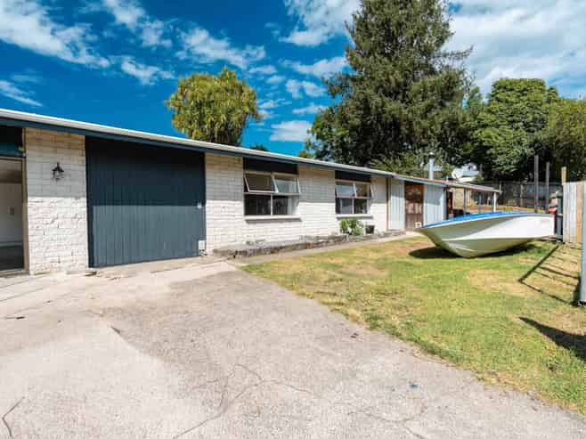 1 Awanui Place, Welcome Bay