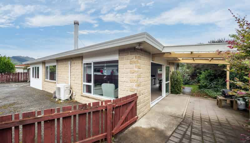 9 Sovereign Street, The Wood