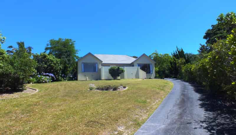 2 Gulf Harbour Drive, Gulf Harbour