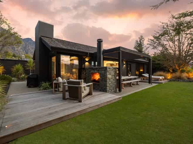 7 Reading Court, Jacks Point