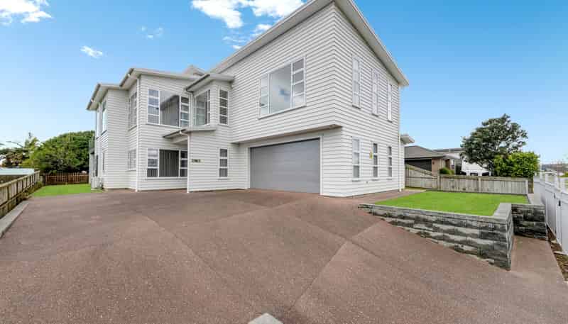 70 Seventh View Avenue, Beachlands