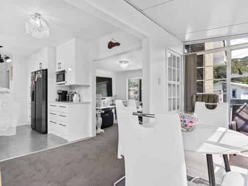 8 Karamu Crescent, Wainuiomata