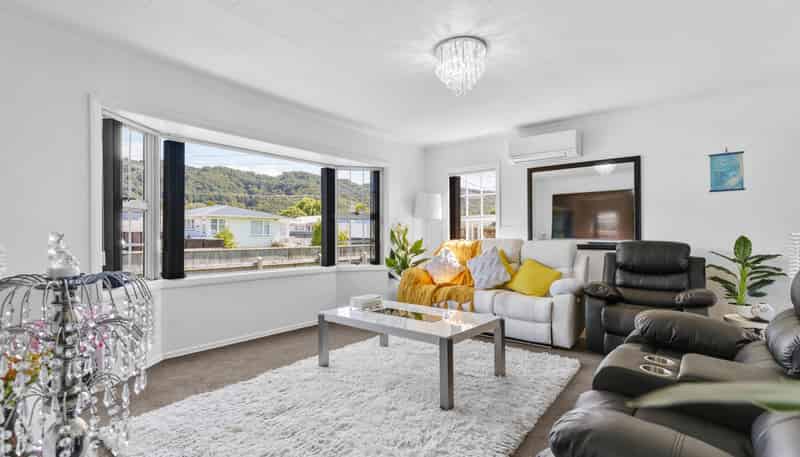 8 Karamu Crescent, Wainuiomata