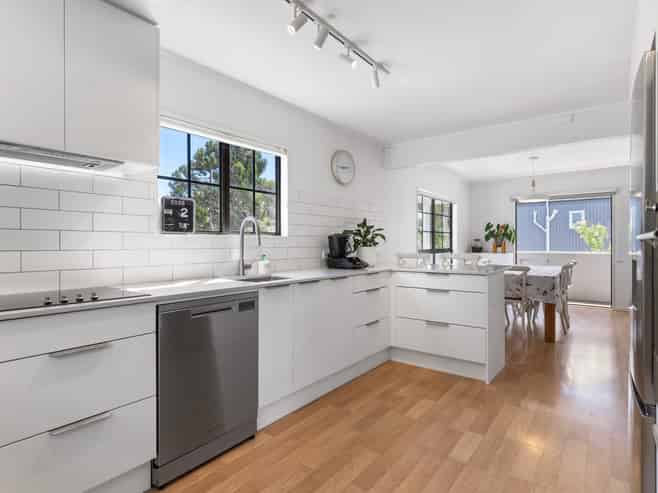 93A Atkin Avenue, Mission Bay