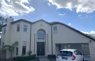 7c Bowling Avenue, Epsom