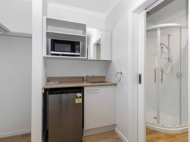 9C/150 Te Rapa Road, Beerescourt