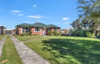 8 Andrew Street, Allenton