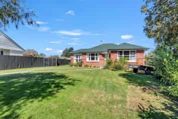 8 Andrew Street, Allenton