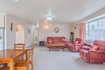 5 Nikau Place, Otaki