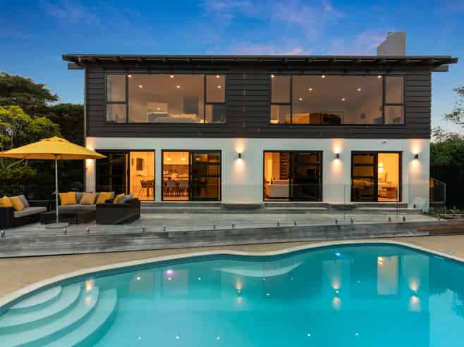 11 Lawndale Place, St Heliers