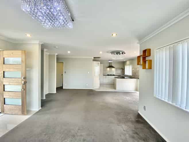 7 Hillside Road, Papatoetoe