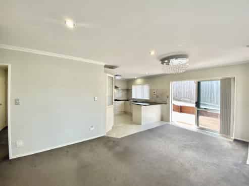 7 Hillside Road, Papatoetoe