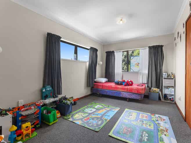 156 Levers Road, Matua