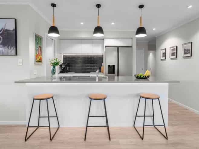 6 Minerva Avenue, Helensville