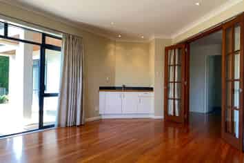 34 Nihill Crescent, Mission Bay