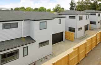 3/42 Great South Road, Manurewa