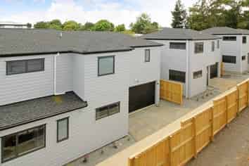 3/42 Great South Road, Manurewa