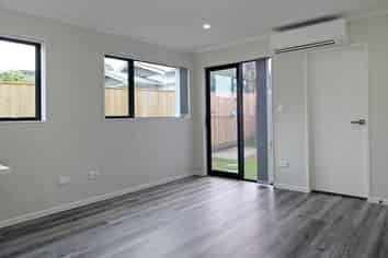 3/42 Great South Road, Manurewa