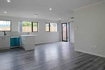 3/42 Great South Road, Manurewa