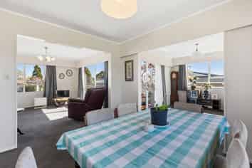 16 Bronte Place, Whalers Gate