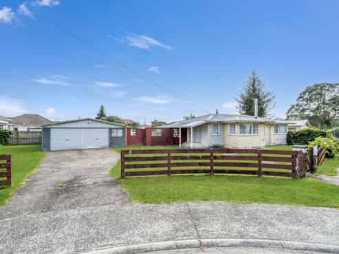 5 Kouma Place, Fairy Springs