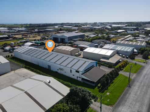 Impressive Standalone Warehouse with Offices