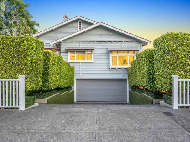 22 St Andrews Road, Epsom