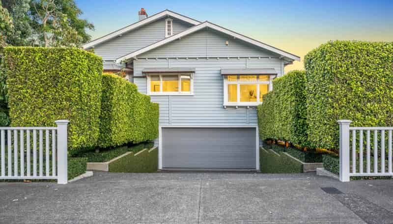 22 St Andrews Road, Epsom