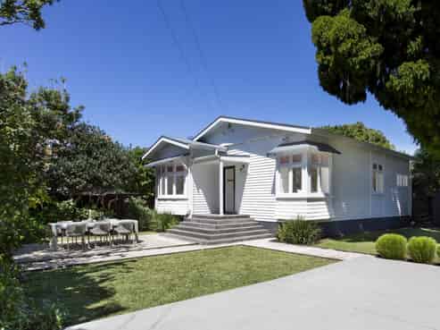8 Oakley Avenue, Waterview