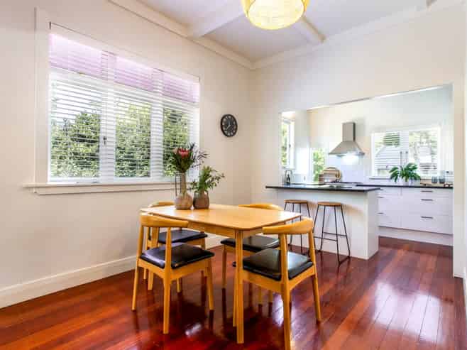 8 Oakley Avenue, Waterview