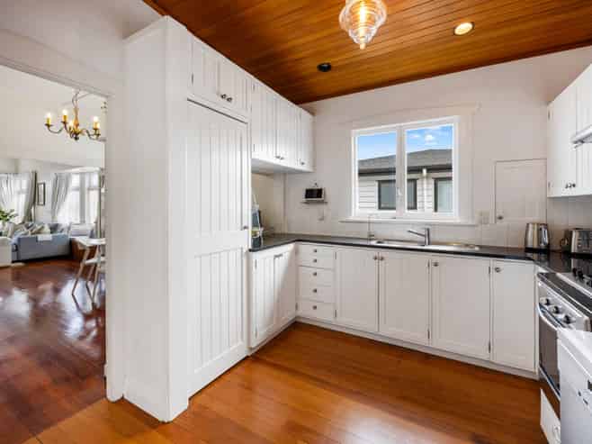 33 Liverpool Street, Epsom