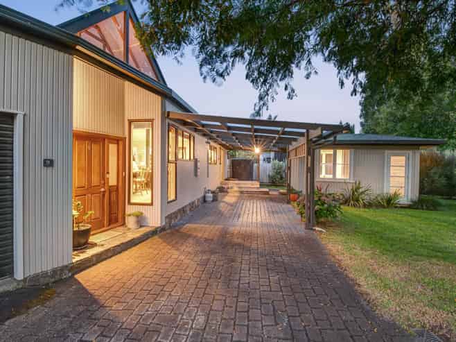 9 Glengarry Avenue, Manly