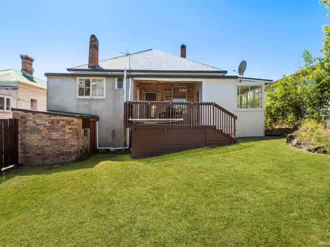 44 Leslie Avenue, Morningside