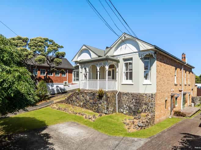 44 Leslie Avenue, Morningside
