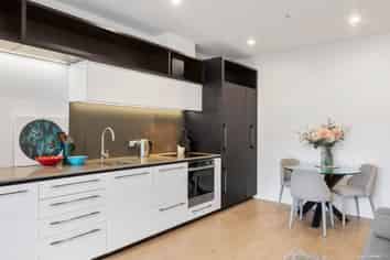 301/11 Vinegar Lane, Grey Lynn