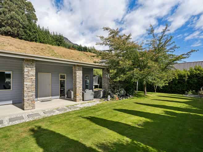 6 Marsden Place, Lower Shotover