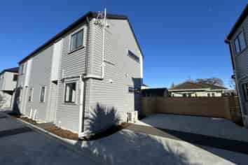 2-124 North Avon Road, Richmond