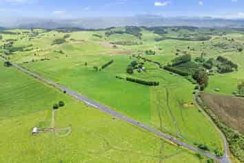 6496 State Highway 1, Pakaraka