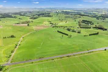 6496 State Highway 1, Pakaraka