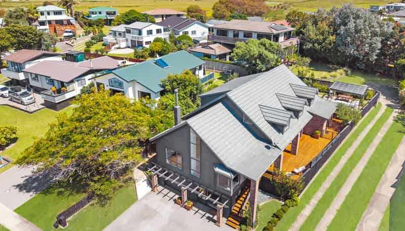 20 The Glebe, Coastlands