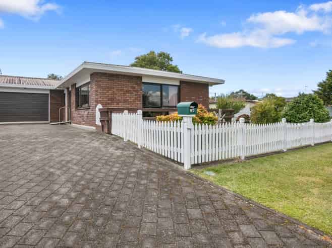 2A Blundell Place, Katikati