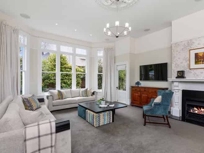 28 Knowles Street, Merivale