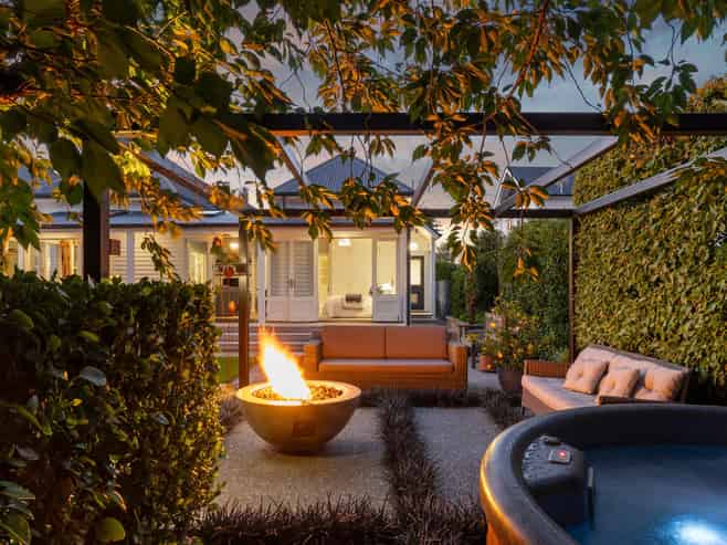 28 Knowles Street, Merivale