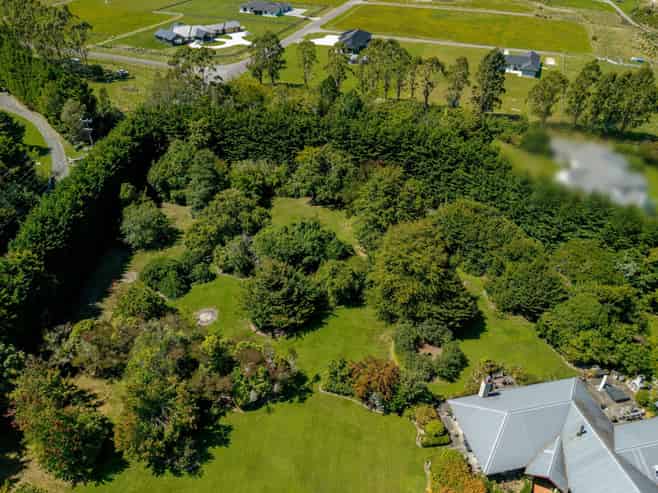 196 Valley Views, Turitea