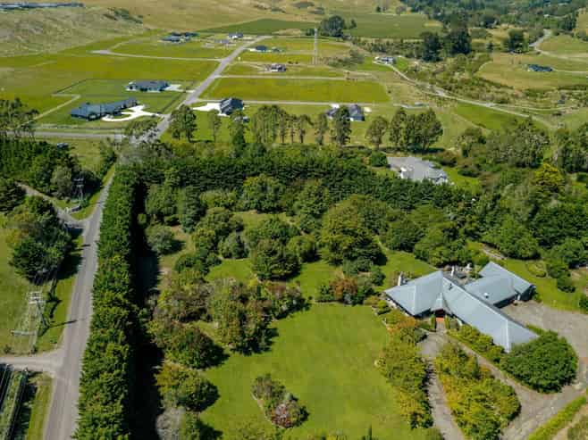 196 Valley Views, Turitea