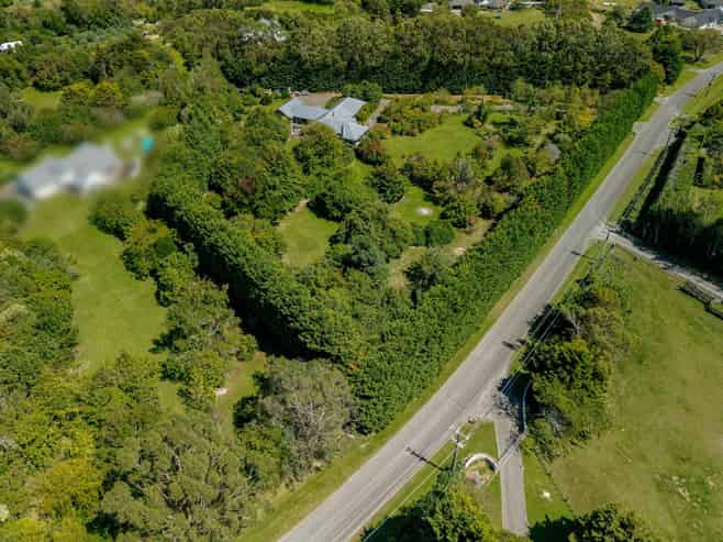 196 Valley Views, Turitea