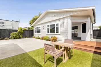 10a Strathavon Road, Miramar